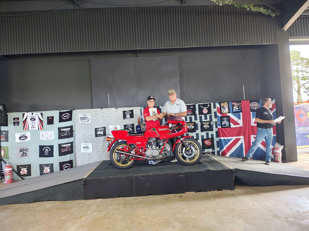 Best-European-1982-Mike-Hailwood-Replica-Pirtek-Prize
